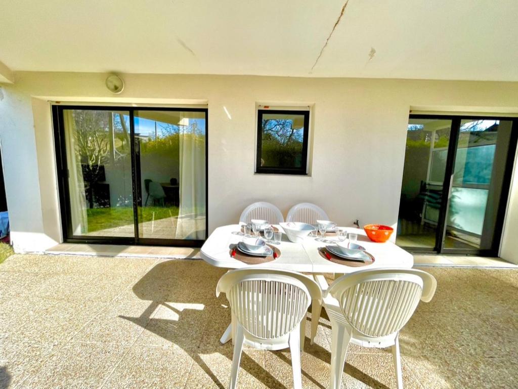 Charmant Rez De Jardin - 900M Plage De Pontaillac Apartment Royan Exterior foto