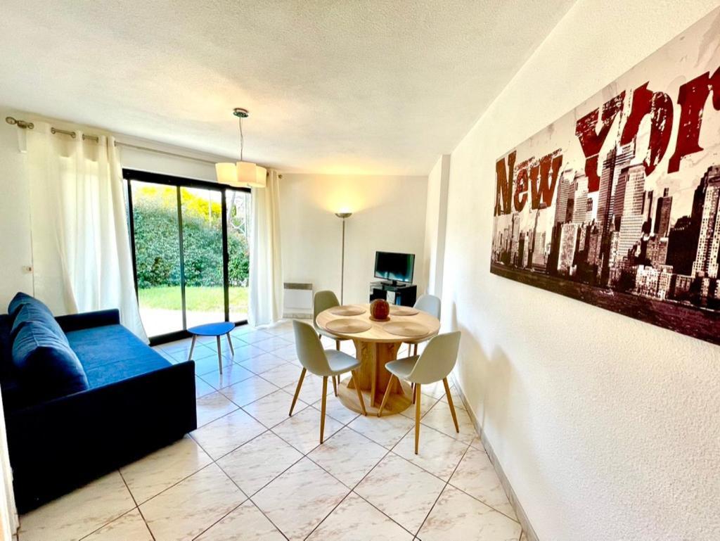 Charmant Rez De Jardin - 900M Plage De Pontaillac Apartment Royan Exterior foto
